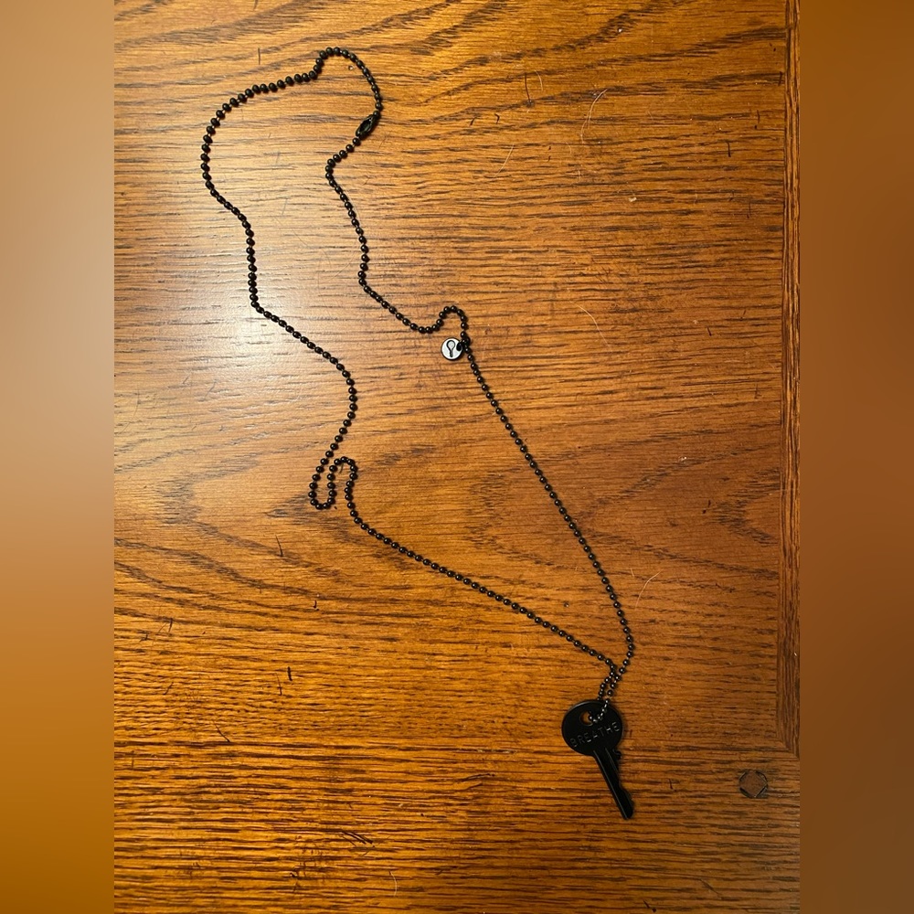 The Giving Key Necklace “Breathe”